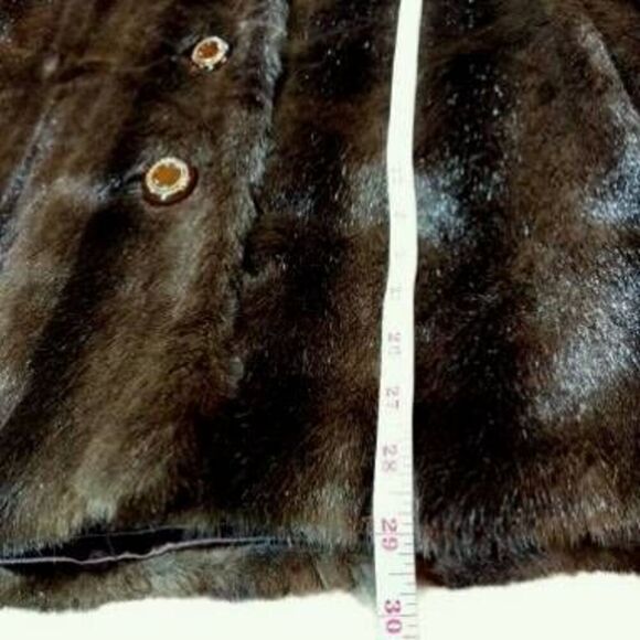 Vintage ALEUTIAN styled by Dubrowsky and Joseph. In excellent vintage condition. - Picture 8 of 12